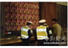 危险！大货车非法运输烟花爆竹3000余件